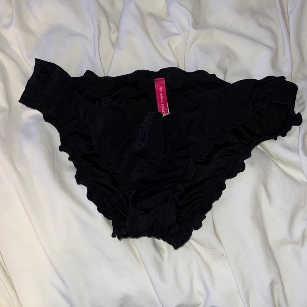 Victoria’s Secret ruffle bikini bottoms